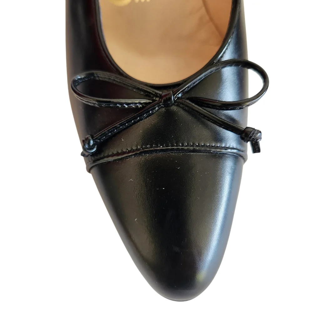 Salvatore Ferragamo Black Leather Bow Pumps Kitten Heels Shoes 8.5 AAAA Narrow